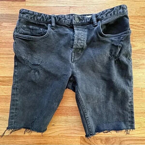 ALL SAINT’S | BLACK DENIM CIGARETTE SHORTS | SIZE: W32